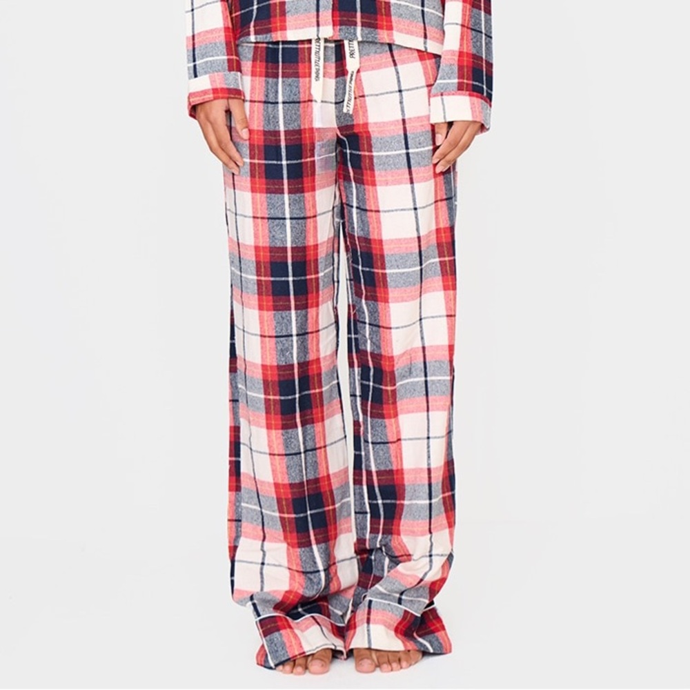 PrettyLittleThing plus Red and Blue Pajama pants Classic Plaid Design